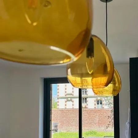 Lampadaire Du Martreuil Famille 피에르퐁